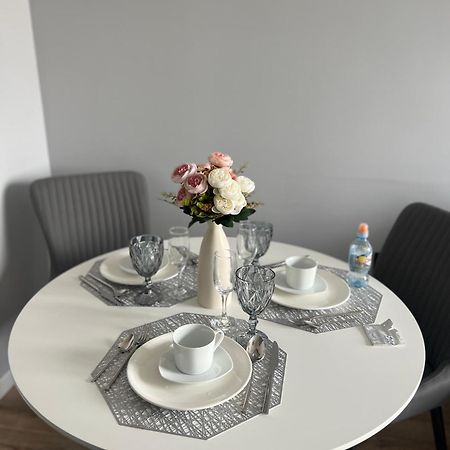 Ferienwohnung Атлант Жк Almaty Exterior foto