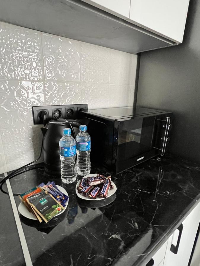 Ferienwohnung Атлант Жк Almaty Exterior foto